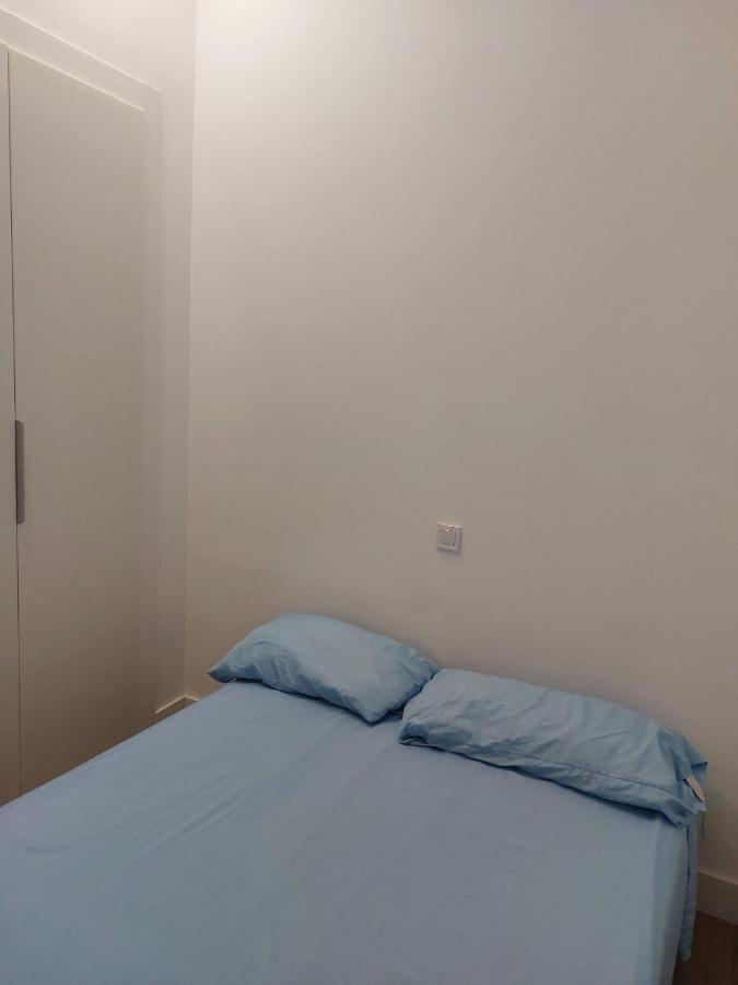 Habitacion En Madridアパートメント エクステリア 写真