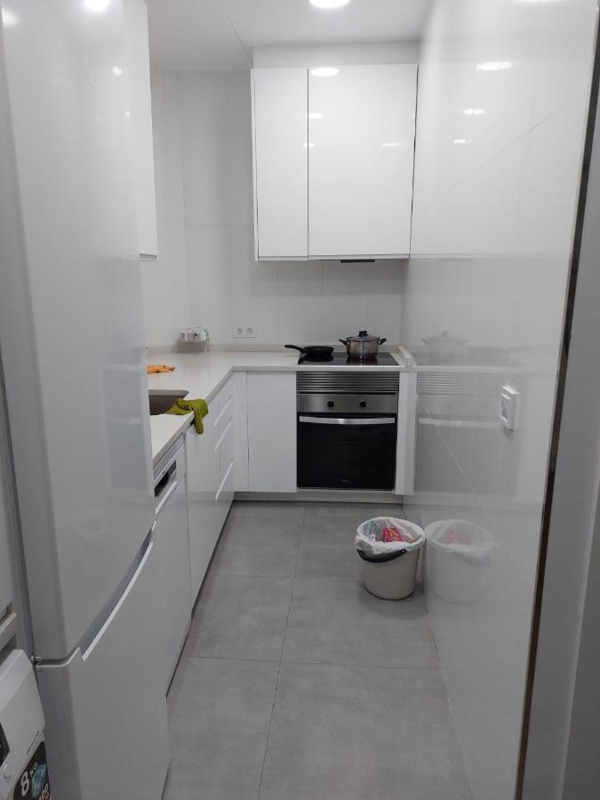 Habitacion En Madridアパートメント エクステリア 写真