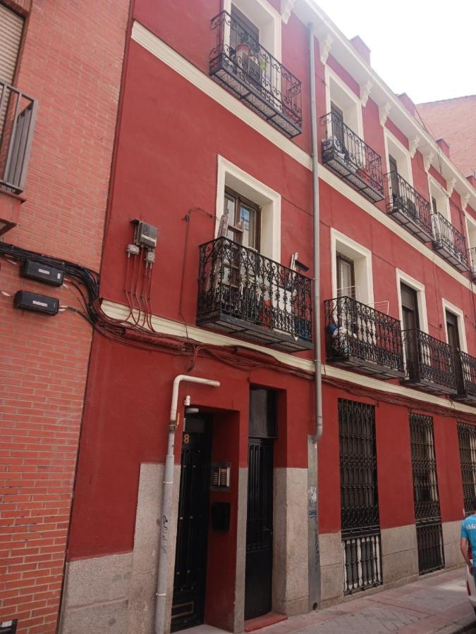 Habitacion En Madridアパートメント エクステリア 写真